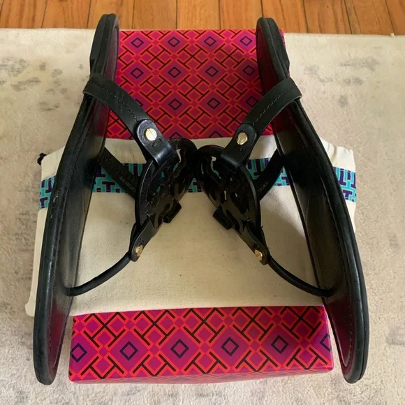 Tory Burch Black Logo Thong Sandals - Picture 7 of 13